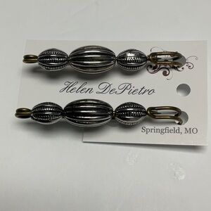 Sleeve pins will demonstrate my show Tuesday November November 19 at 10 o’clock